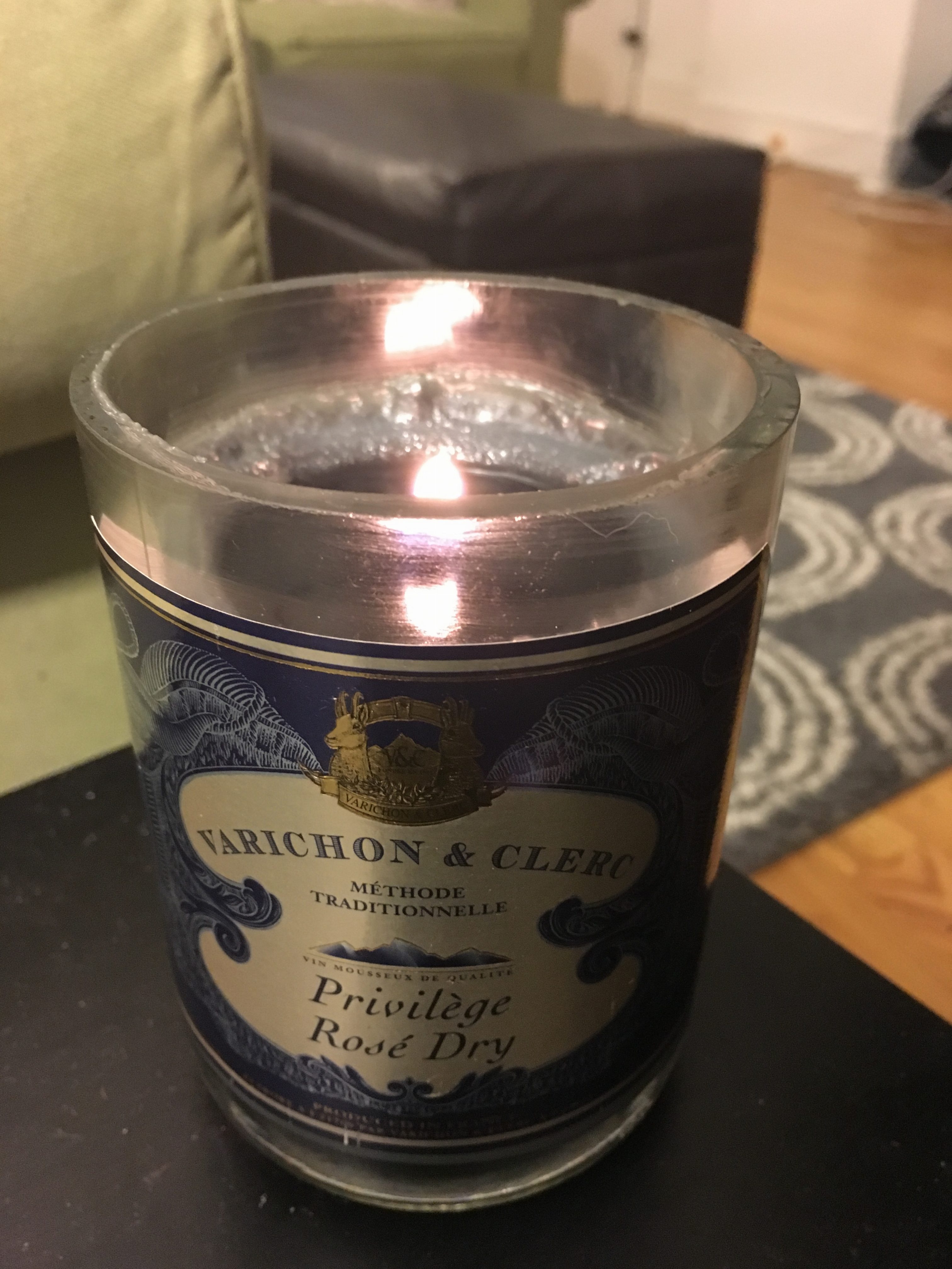 hygge_candle